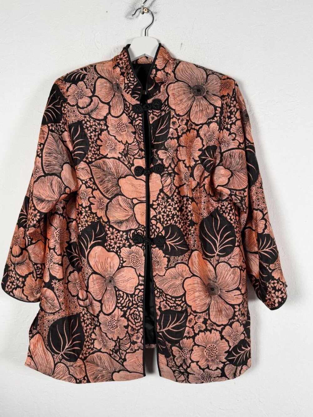 Womens Silk Floral Print Mandarin Collar Asian Jacket Frog Closure Black Coral
